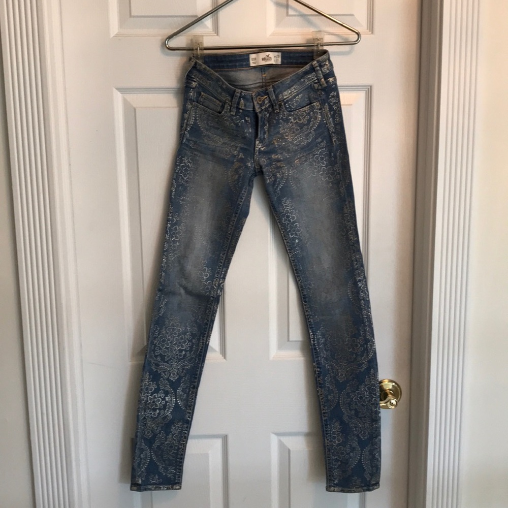 Denim jeans with floral paisley type design